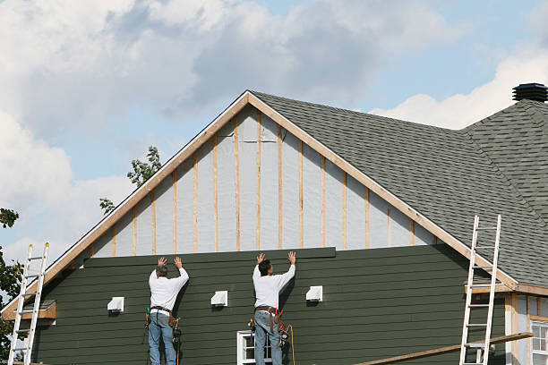 Professional Emergency Siding Repair technician working in Plainsboro, NJ